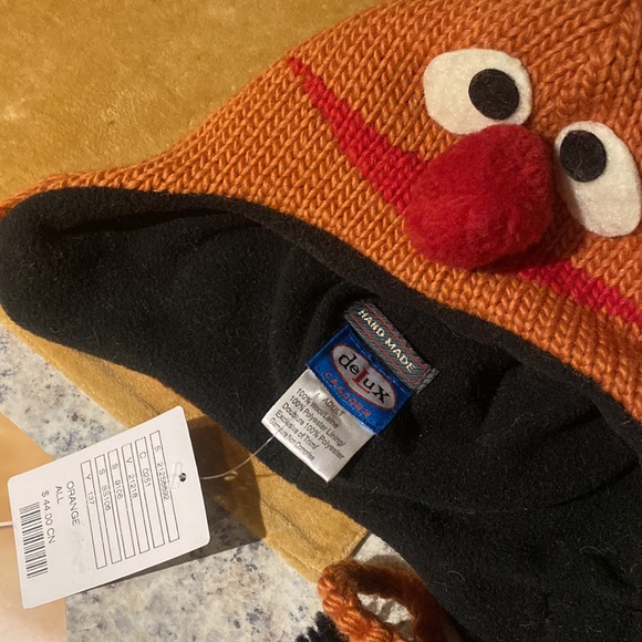 🧶AMERICAN OUTFITTERS HAND KNITTED WOOL EARNIE winter toque BRAND NEW with tags! - Picture 8 of 8